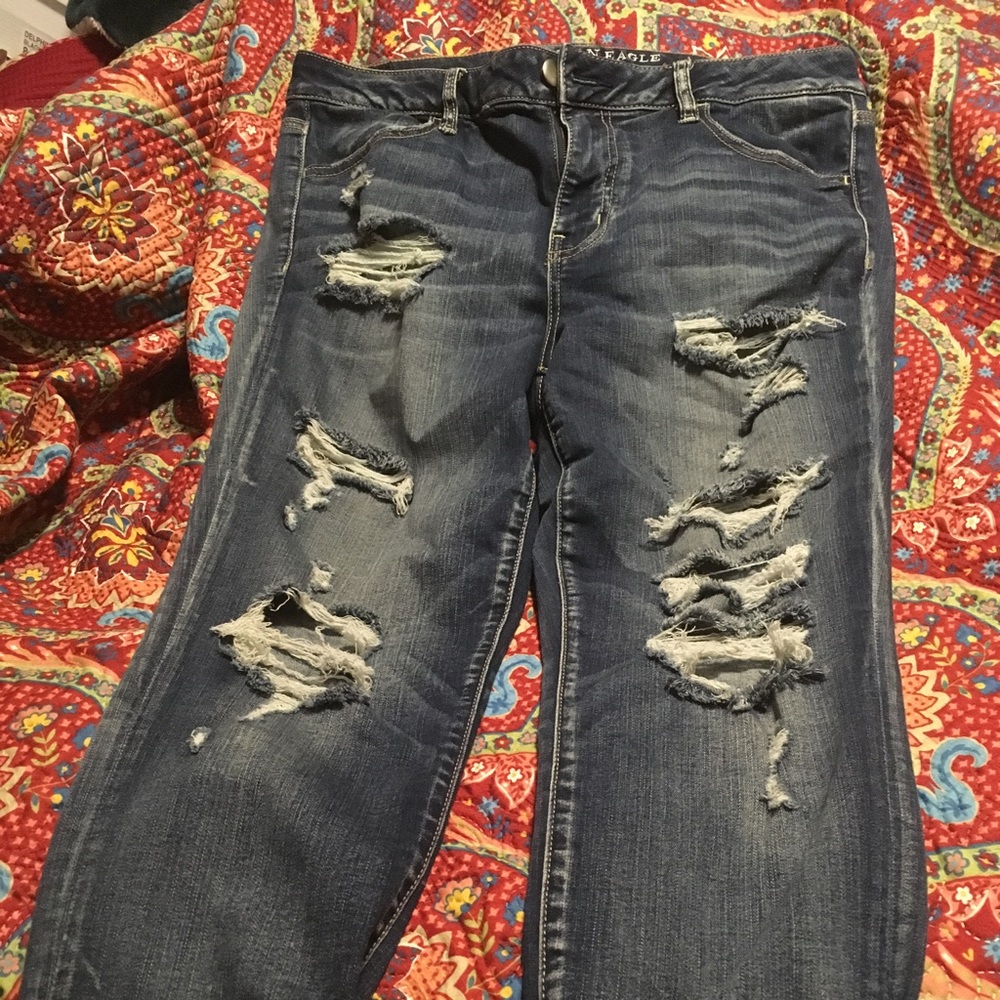 AE dark denim super stretch crop jeggings size 14